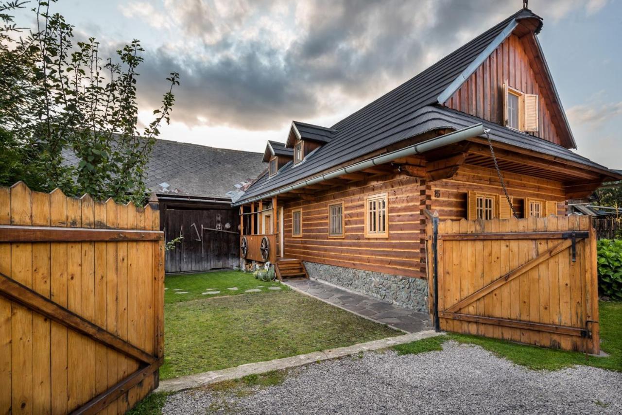 Drevenica Polomka, 5 Min Peso Restauracia, Ticha Ulica, Potok Villa Brezno Exterior photo