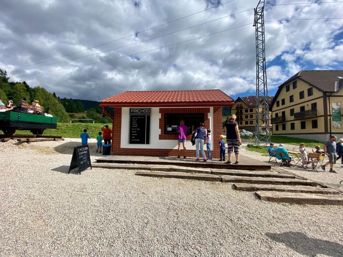 Drevenica Polomka, 5 Min Peso Restauracia, Ticha Ulica, Potok Villa Brezno Exterior photo